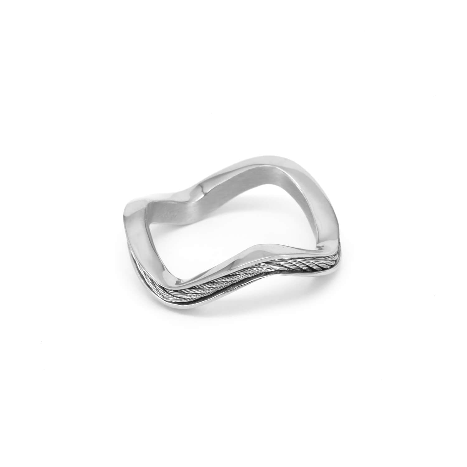 Forever Wellenring - © 2024 Charriol - Ring