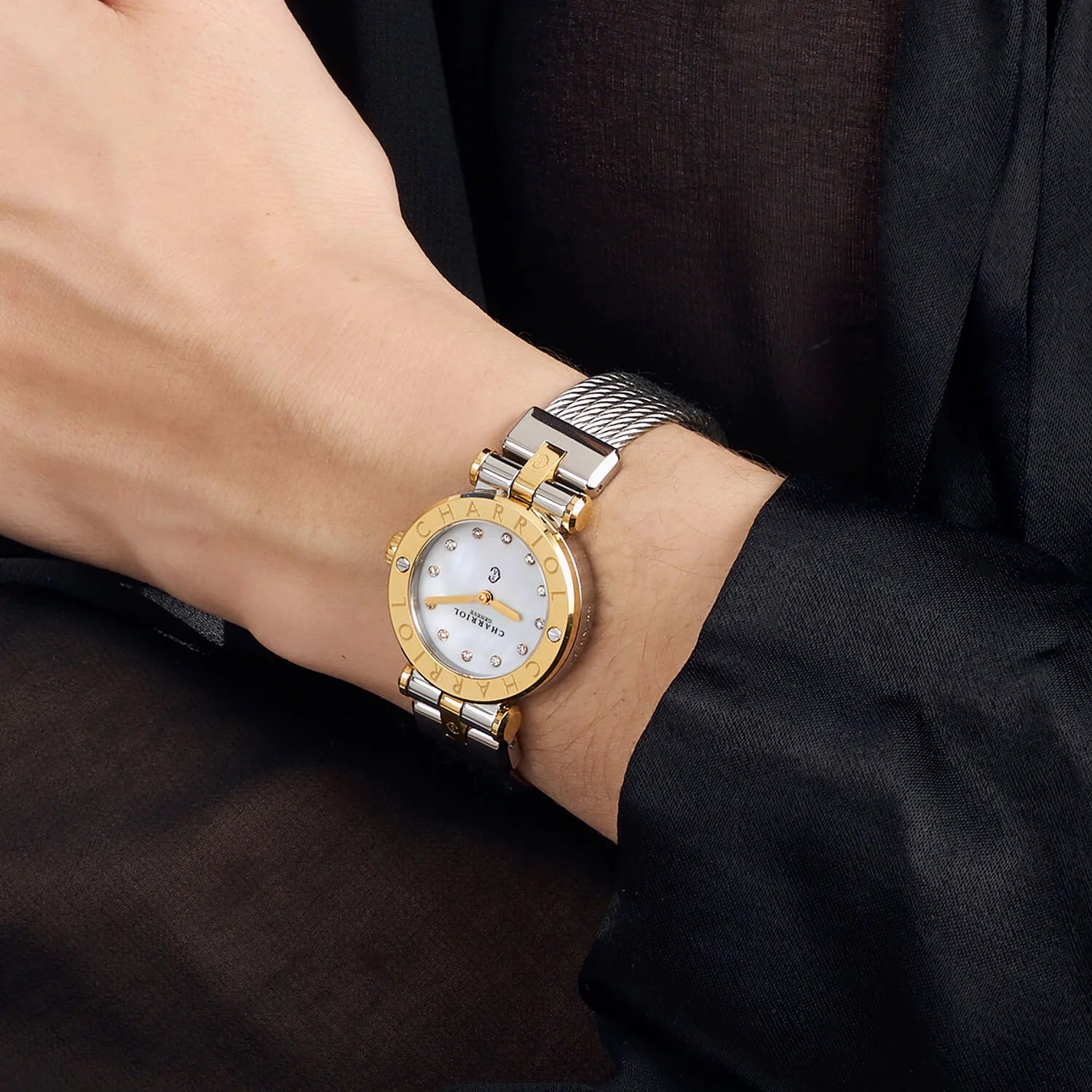 NAVIGATOR CRUISE, 28MM, QUARTZ KALIBER, PERLMUTTER MIT 12 DIAMONEN ZIFFERN, "CHARRIOL CHARRIOL " FASSUNG, STAHLKABEL-AUSTAUSCHBARES ARMBAND - Charriol Geneve - Watch