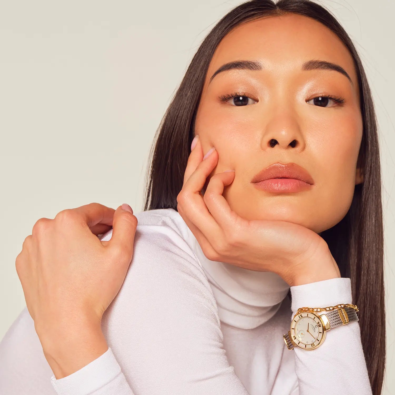 ST TROPEZ, 30MM, QUARTZKALIBER, PERLMUTTER MIT 10 DIAMANTEN ZIFFERN, PERLMUTTERKREUZ, STAHLKABELARMBAND - Charriol Geneve - Watch