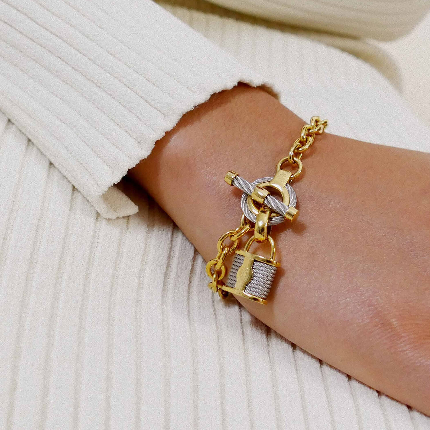 Stahl_Gelb Gold Bullauge mit Schloss